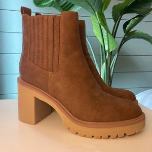 Dolce Vita chunky heel ankle boot womens size 9